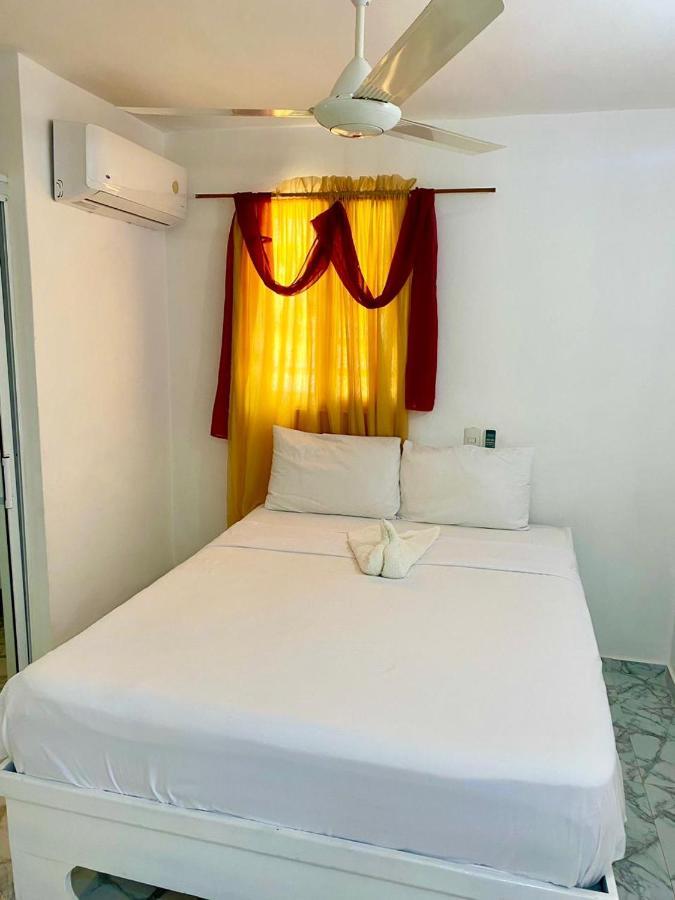 Apartamentos Felix לאס טרנאס מראה חיצוני תמונה